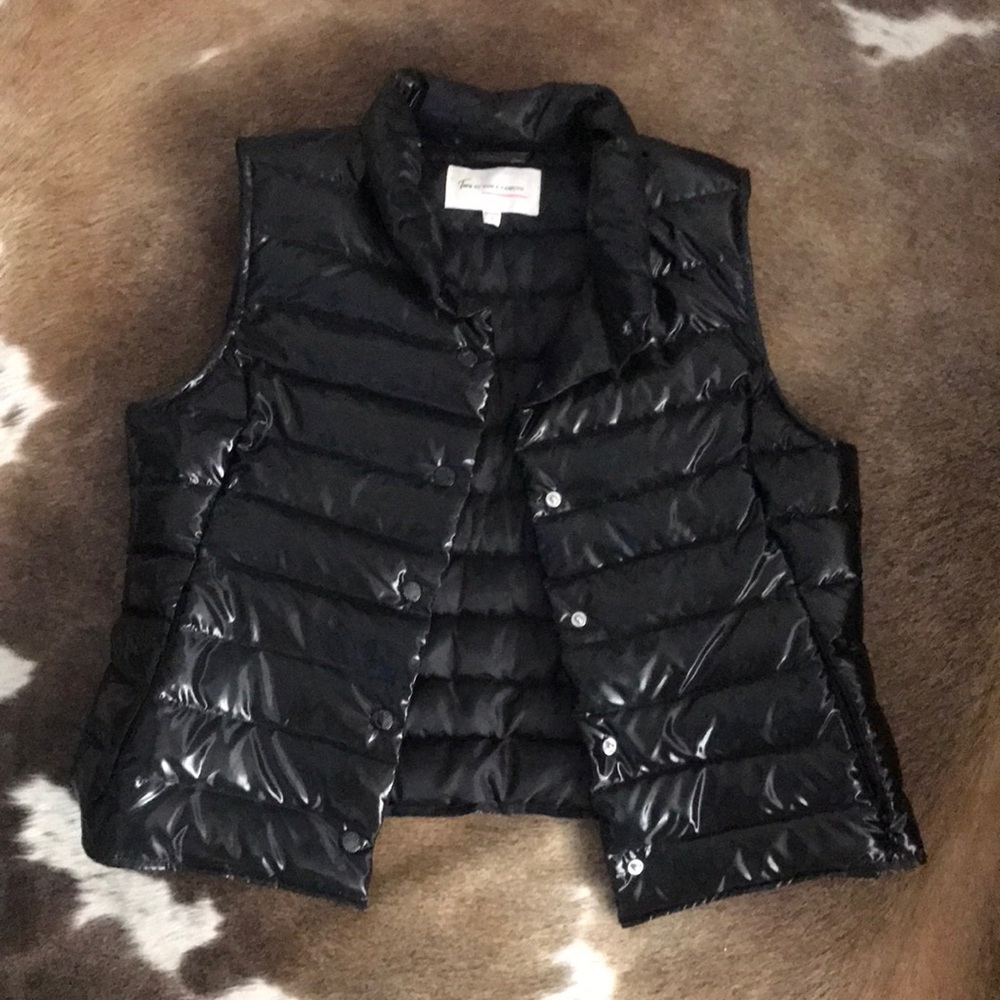 Two by Vince Camuto Black Patent puffer vest